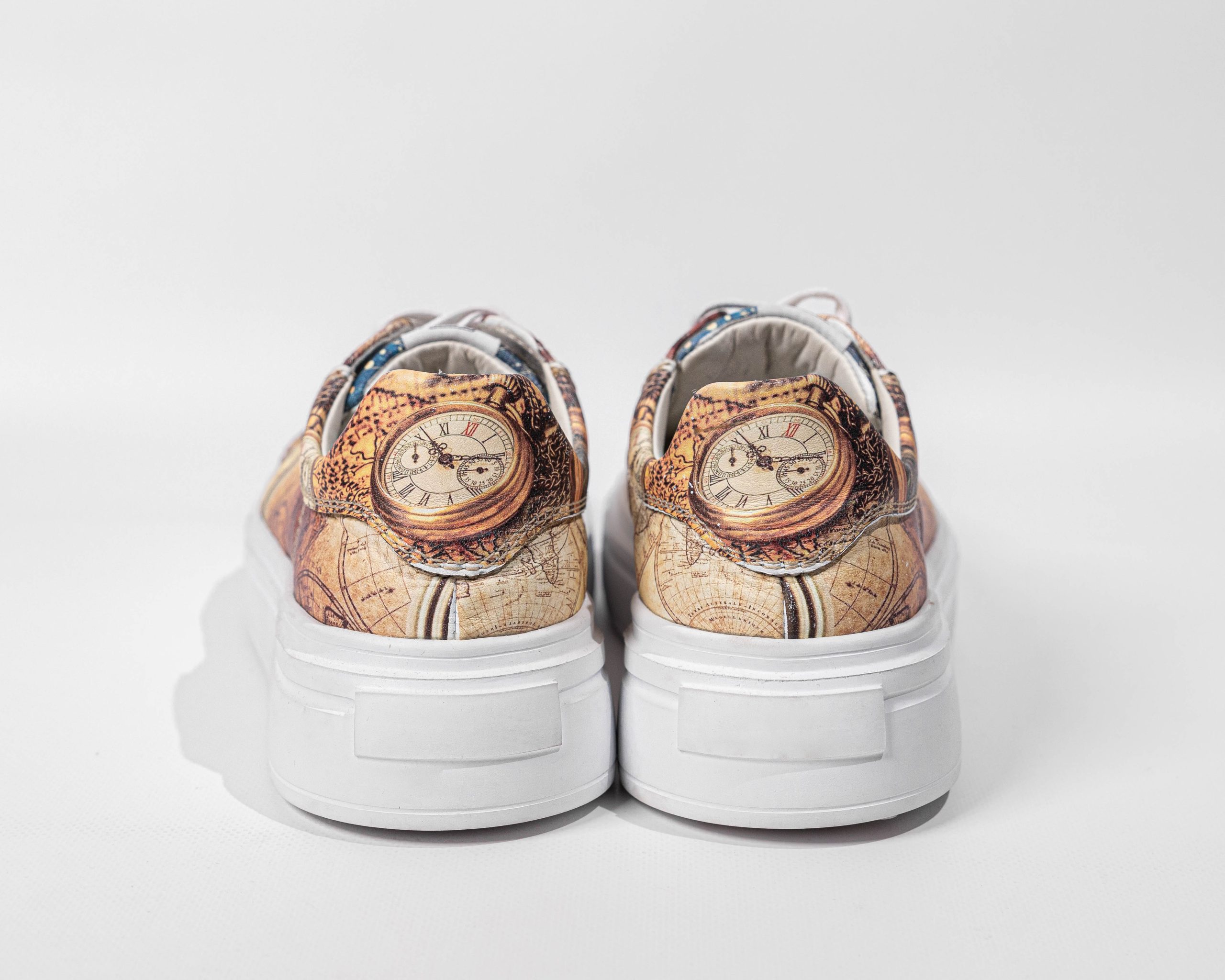 Low sneakers A80-102/02