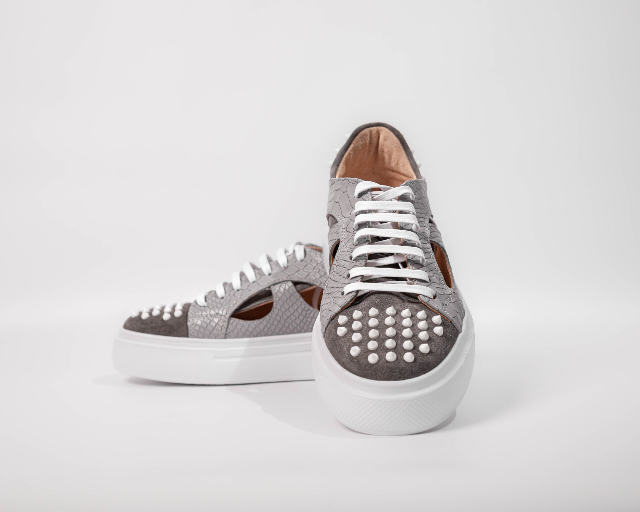 Low sneakers TD102-02