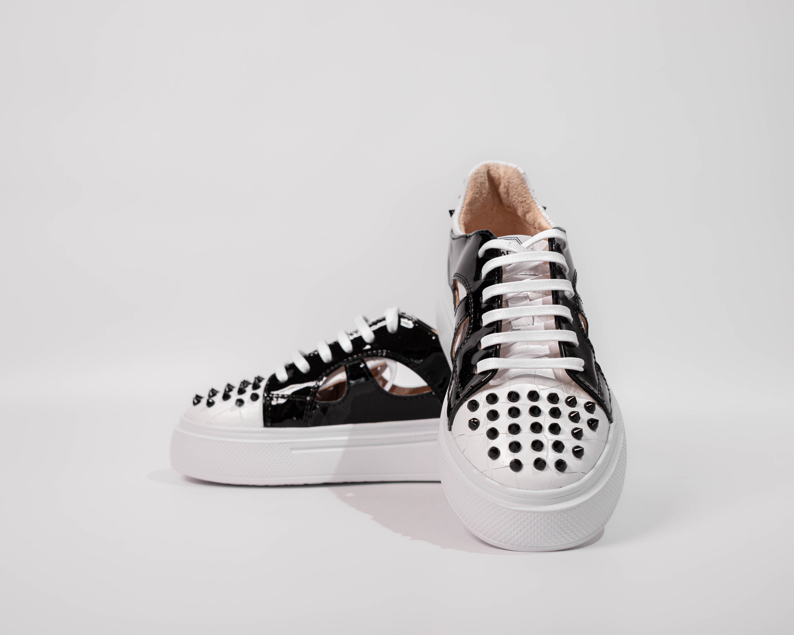 Low sneakers TD102-03